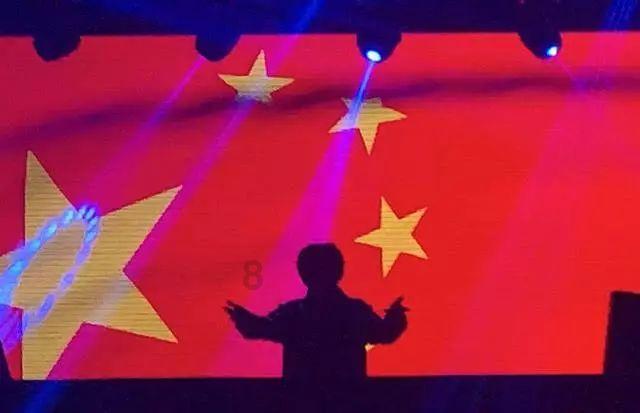小型的足球赛